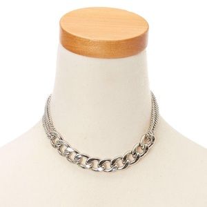 Jewelry - Silver toned chain choker Jewelry - Silver toned chain choker
